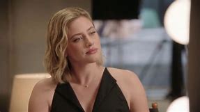 T-Mobile TV Spot, 'Deep Thoughts: iPhone 15 Pro on Us' Featuring Lili Reinhart