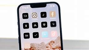 How To Change App Icon Color On iPhone! (2022)
