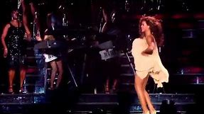 Beyonce - "Chicken Dance" on LIVE Show (Funny Video)