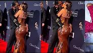 Cardi b and Offset kissing live at Red carpet