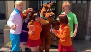I dressed as Velma to meet the Scooby Doo gang | ¡Me disfracé de Vilma! | UNIVERSAL STUDIOS