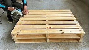 Inspiring DIY Pallet Projects // Awesome Pallet TV Stand DIY Ideas for Living Room