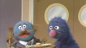 Sesame Street: Grover Serves A Big Burger | Waiter Grover