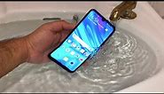 Huawei P Smart (2019) - Water Test [HD]
