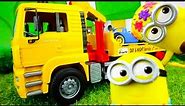 Minions & toy cars. Videos for kids.