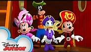 Mickey Mouse Funhouse Trailer - New Series - Mickey Mouse Funhouse - @Disney Junior-2
