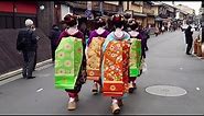 Geisha Walk through the Gion Hanamikoji of Kyoto | Japan Travel Vlog