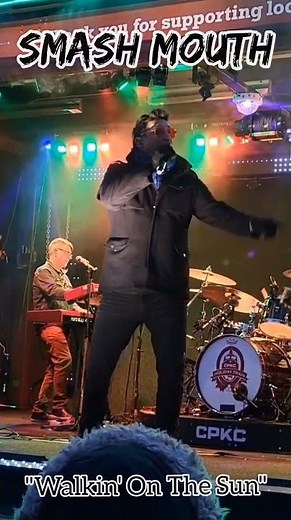 SMASH MOUTH "Walkin' On The Sun" Live on the CPKC HOLIDAY TRAIN 2025