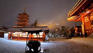 Tokyo SNOW day in Asakusa temple