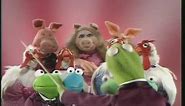 The Muppet Show: Kermit, Miss Piggy, The Muppet Glee Club - "Temptation"