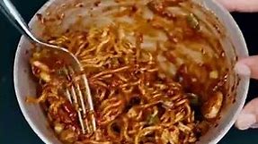 How to make chili oil ramen #cooking #ramen #ramennoodles