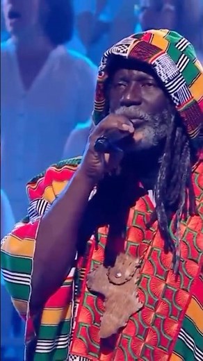 TIKEN JAH FAKOLY 🇨🇮 • Plus rien ne m’étonne/ Live Performance feat Le Grand Choral 2024 •