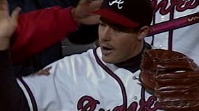 1995 WS Gm1: Maddux seals complete-game win