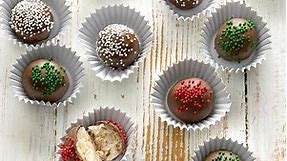 60 Homemade Christmas Candy Recipes to Sweeten Your Holiday Season