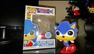 Funko Shop Exclusive Flocked Classic Sonic Pop (Running) unboxing and showcase