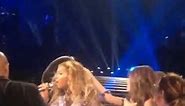Beyonce's hair gets stuck in fan during Halo