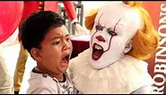 Pennywise Terrifies Audience inside "The House of Mirrors" (Robinsons Movieworld, Galleria)