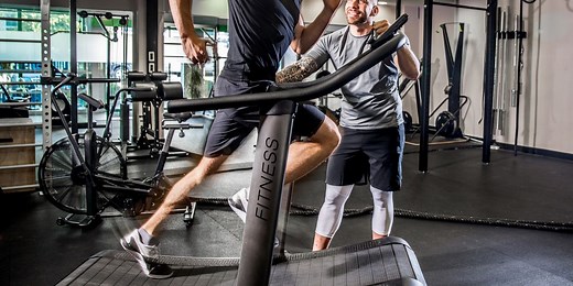 Why Your next Cardio Workout Should Be on a Curved Treadmill