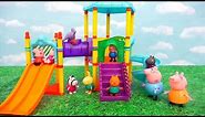 Peppa Pig at the Park Playground ! Family Fun for Kids 💖 Sniffycat