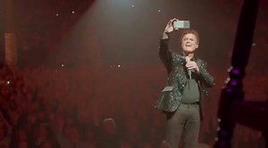 152K views · 5.8K reactions | My phone didn't record, but fortunately there were so many other cameras rolling that we were able to catch this moment on video. We kicked off the UK tour to one of the greatest and wildest audiences I've ever performed for. I've said it before but I'll say it again, it's great to be back in the UK. #DonnyUKTour | Donny Osmond | Facebook