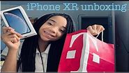 Unboxing iPhone XR | setup and doing Animoji!!