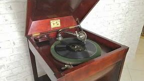 Mahogany Keen-O-Phone Gramophone IX