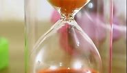 Hourglass Sand Timer for Kids: 1/3/5/10/20/30 Minute Sand Clock, Colorful Sand Watch, Acrylic Sandglass Timer for Classroom, Home Decorative, Games (6 pcs)