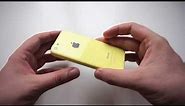 iPhone 5c Unboxing (Yellow)