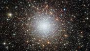 Hubble Telescope sees a bright 'snowball' of stars in the Milky Way's neighbor (image)