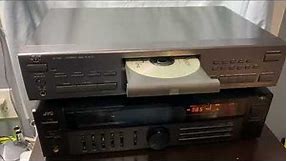 JVC XL-V261 CD Player Demo