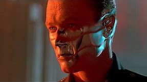 Steelworks: T-800 vs T-1000 (Extended scene) | Terminator 2 [Remastered]