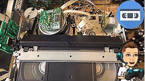 Inside a high-end VCR 📼 & demonstration with VHS (JVC HR-S9700EU)