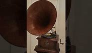 Victor III Phonograph with Matching Quartersawn Oak Victor Horn Antique
