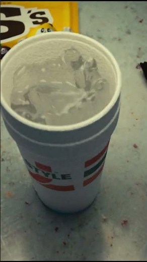 @Yeat shares visuals for "GO2WORK" with @Summrs from the album #LYFESTYLE