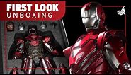Hot Toys Iron Man 3 Silver Centurion Armor Suit Up Version Figure Unboxing | First Look