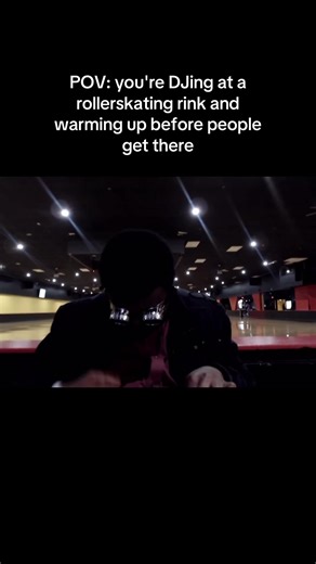 my webcam sold but I loved this transition This full set is on my YouTube channel! Infinity Skate Night Rollerskating Mix Pt. 1, linked in my bio! #fyp #djtransition #justintimberlake #kwn #rnb TRACK IDs - Senorita, Justin Timberlake - eyes wide open, kwn