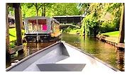 Giethoorn is a picturesque village... - Aoon The Traveller