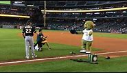 Astros mascot a favorite of A's outfielder Reddick