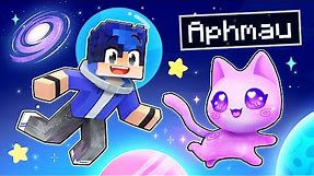 Playing as a Helpful SPACE KITTEN in Minecraft!