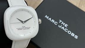 Marc Jacobs The Cushion White Dial Ladies Watch (Unboxing) @UnboxWatches