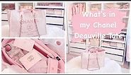What's in my bag - Chanel Deauville Tote