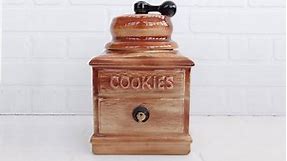 Vintage McCoy Cookie Jar Styles and Values | LoveToKnow