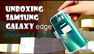 Unboxing the Samsung Galaxy S6 Edge in Emerald Green