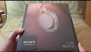 "First Look" Sony MDR-1R in Silver headphones unboxing