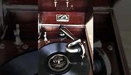 Victor Victrola VV-50 Portable Early 1920s Record Player