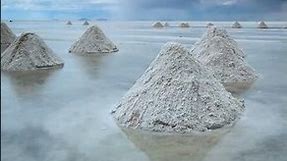 Salar de Uyuni - The World’s Largest Salt Lake, the Giant “Sky Mirror” in Bolivia
