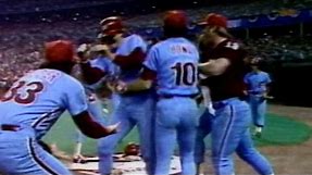 1980 NLCS Gm5: Trillo's triple gives Phillies lead