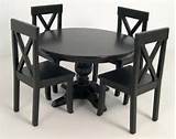 Round Table And Chairs Photos