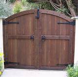 Pictures of Wooden Outdoor Gates