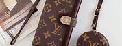 Louis Vuitton iPhone 11 Wallet Case Replicas